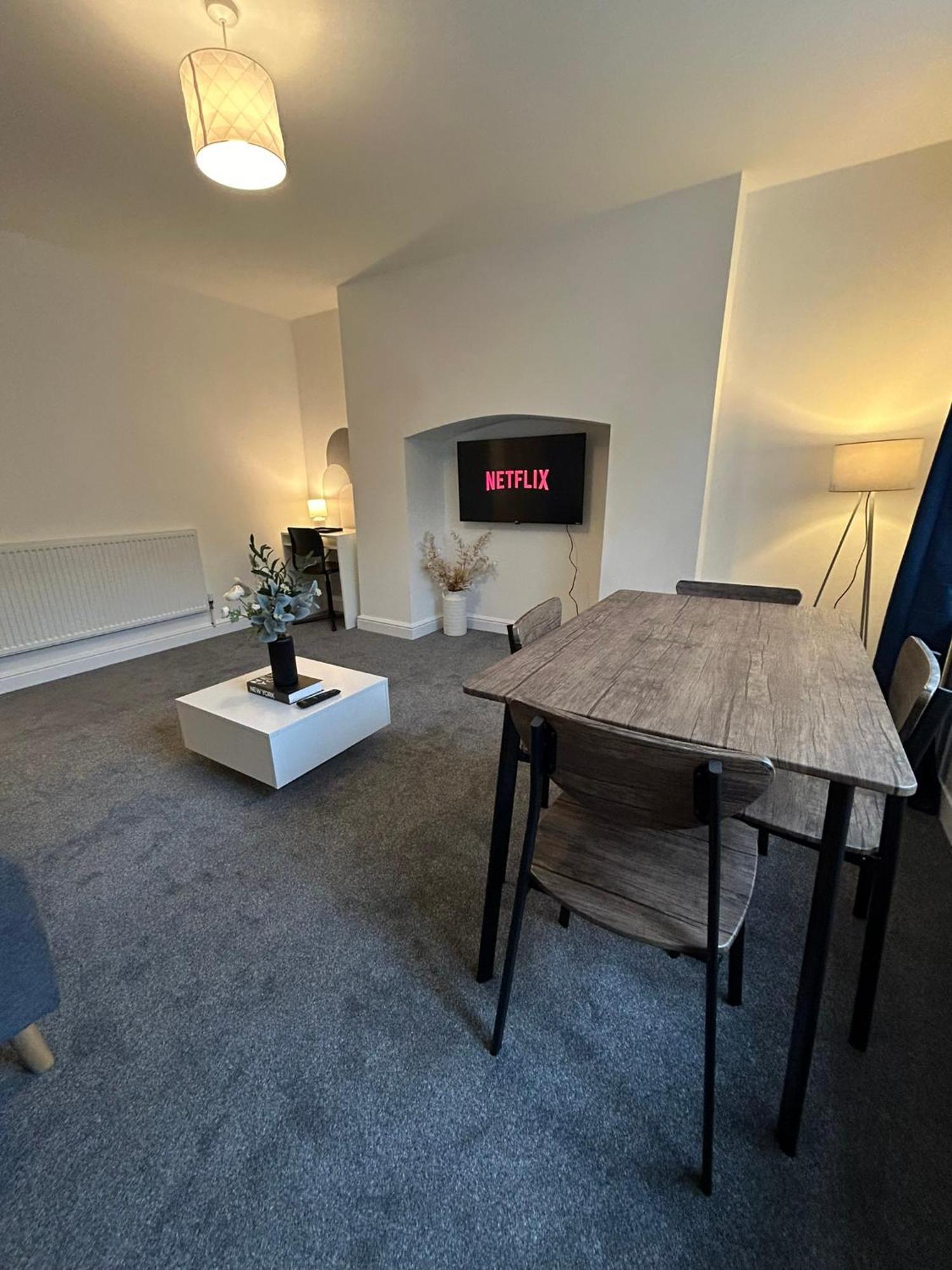 Brand New Modern Apartments Steps From Gloucester Quays Kültér fotó