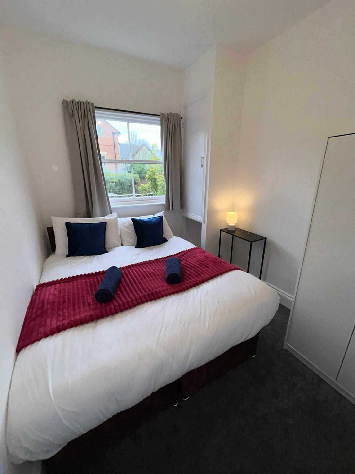 Brand New Modern Apartments Steps From Gloucester Quays Kültér fotó
