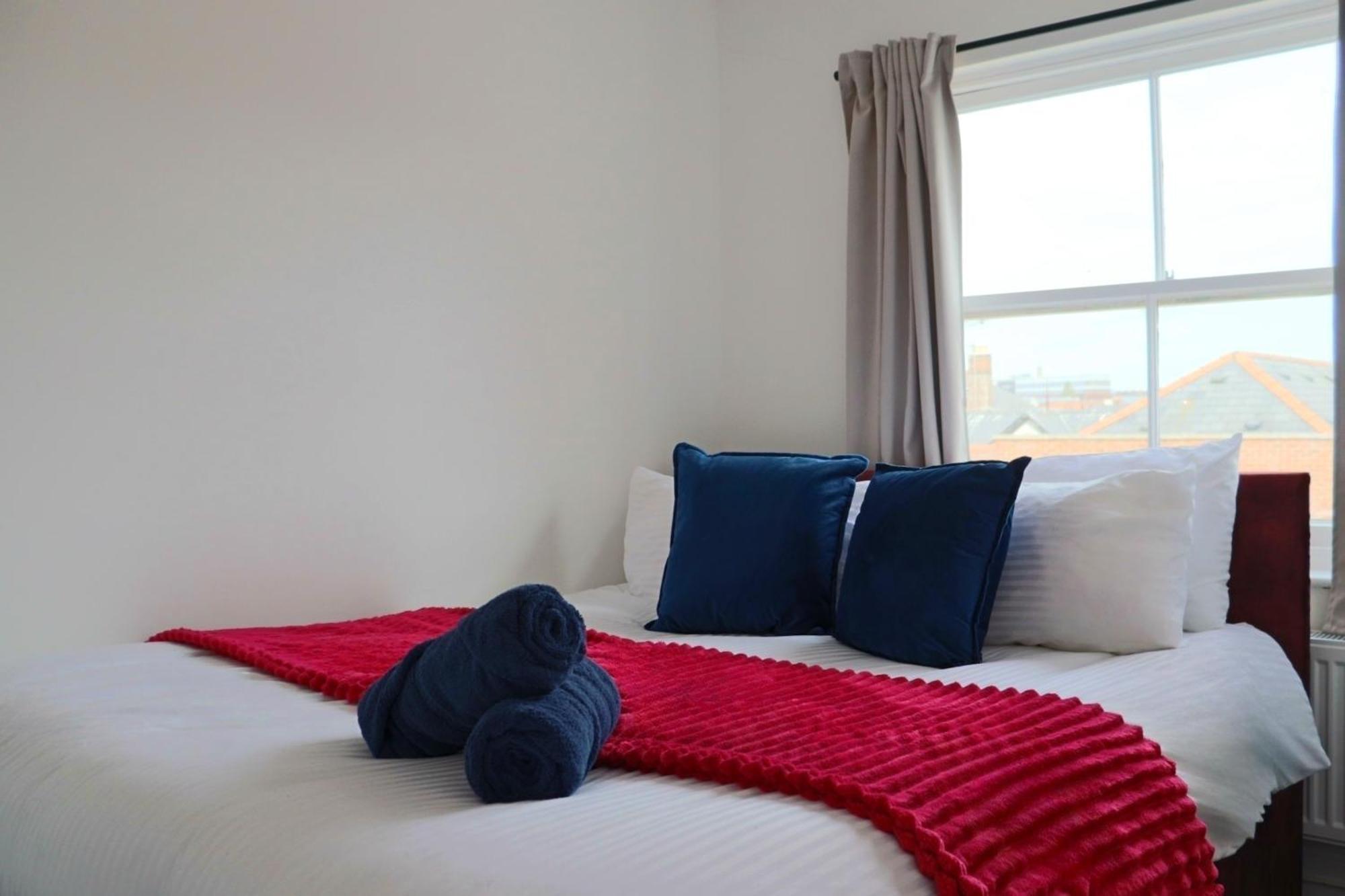 Brand New Modern Apartments Steps From Gloucester Quays Kültér fotó