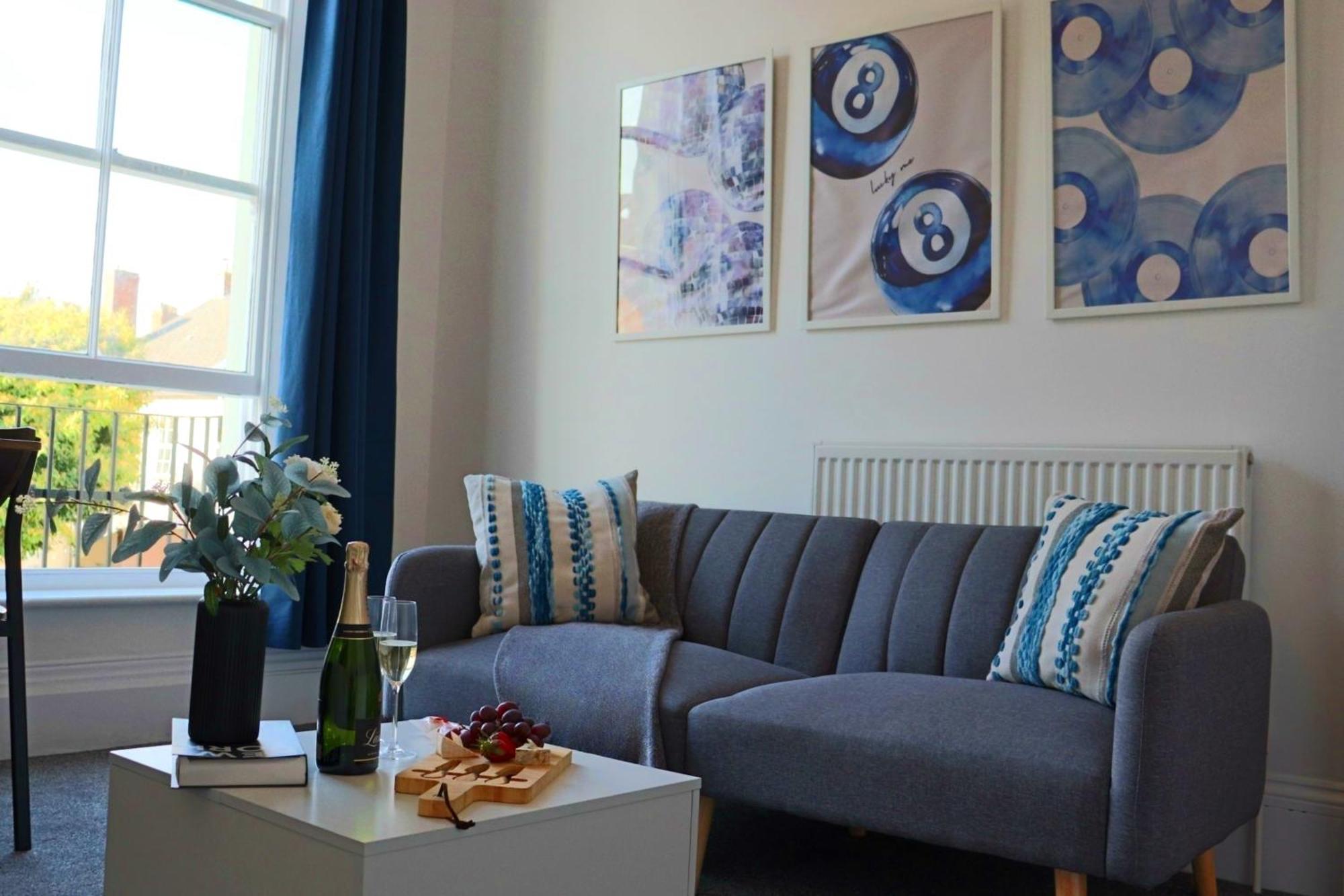 Brand New Modern Apartments Steps From Gloucester Quays Kültér fotó